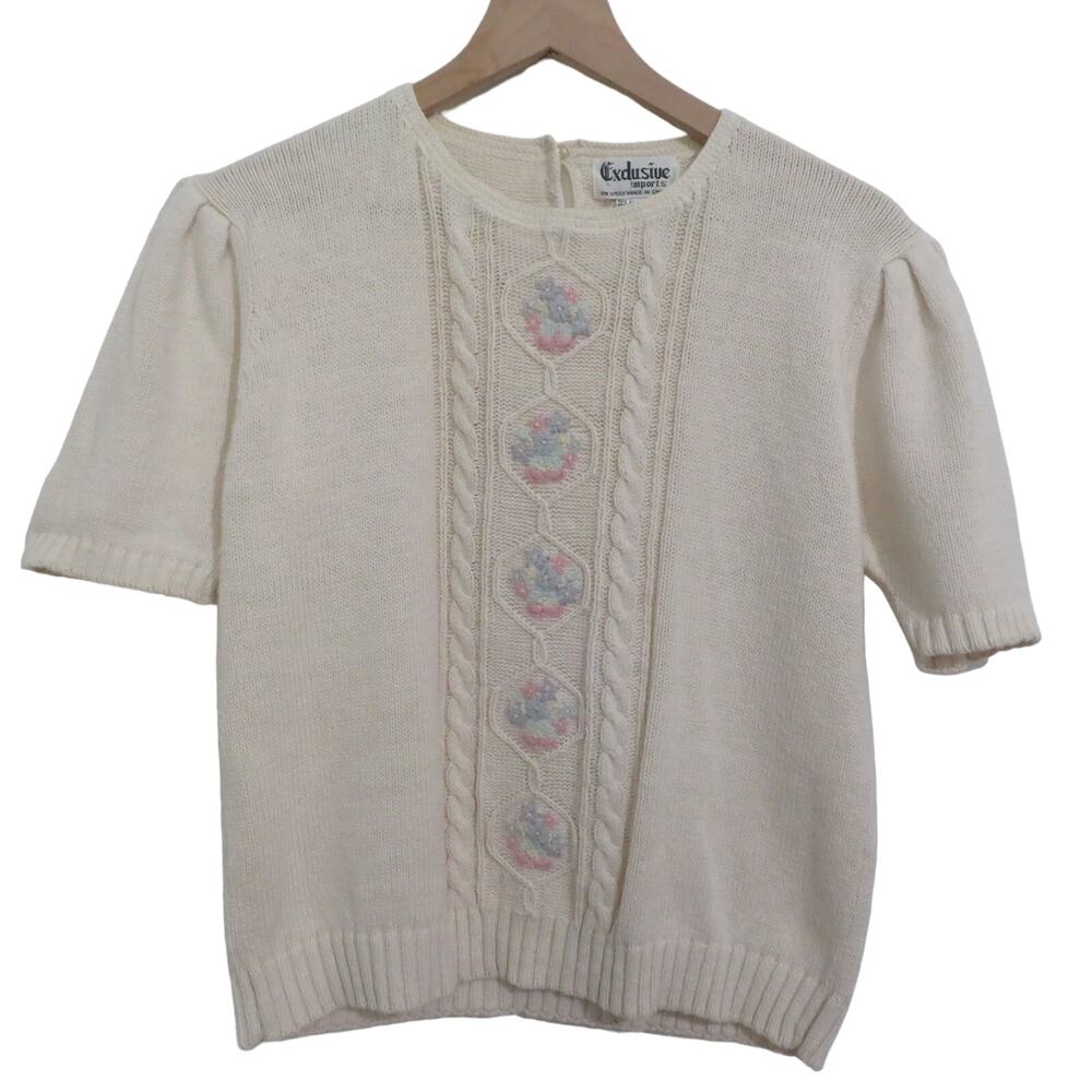Exclusive Imports Women M Cream Floral Embroidered Knit Top Grannycore Retro